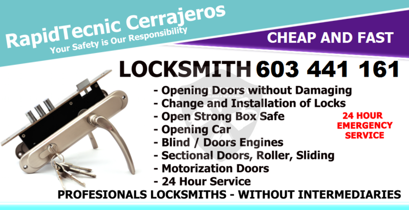 locksmiths open door